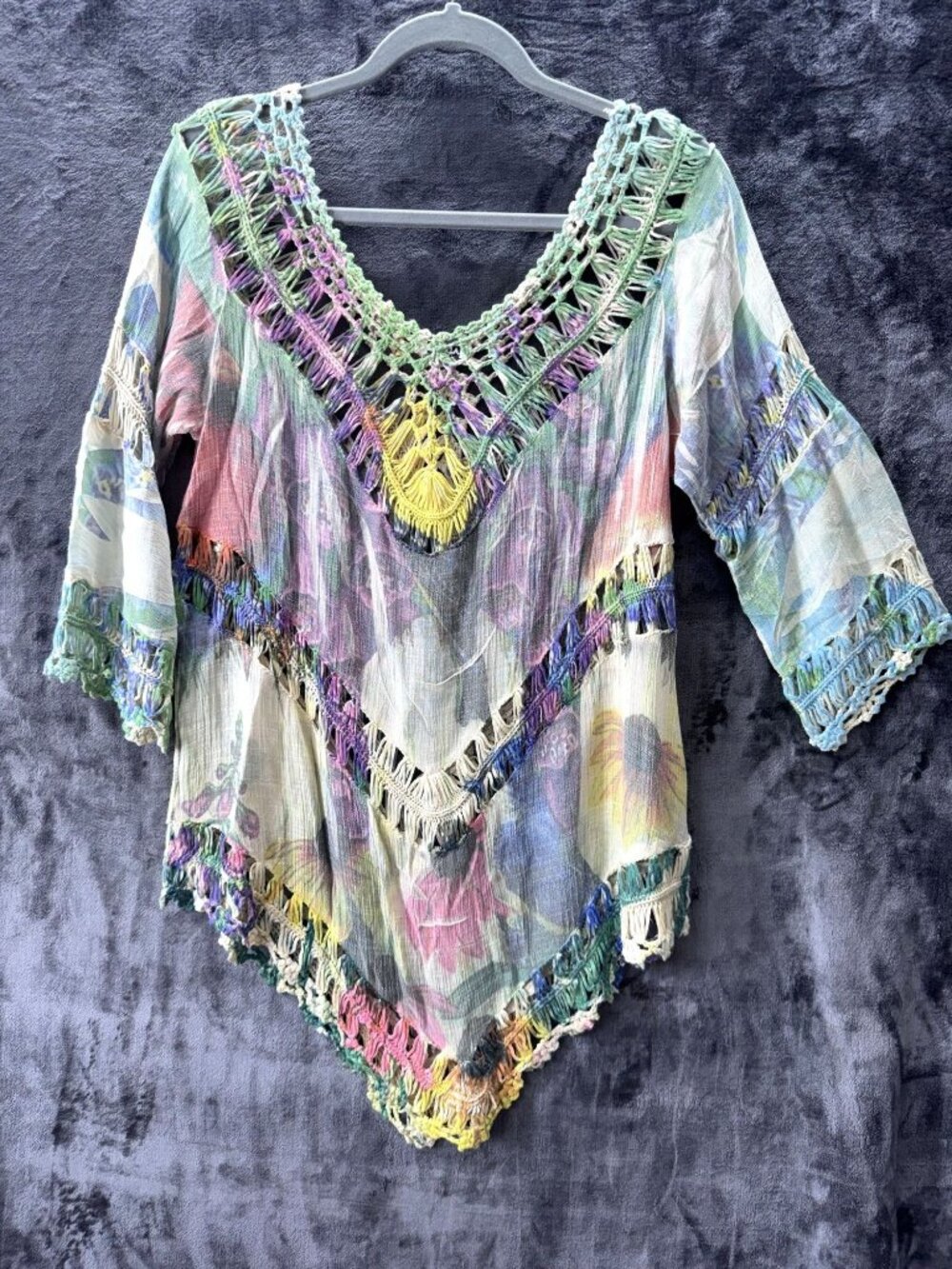 Adore Boho Floral Tie Dye Look Sz L Crochet Trim Tunic Handkerchief Hem Beach